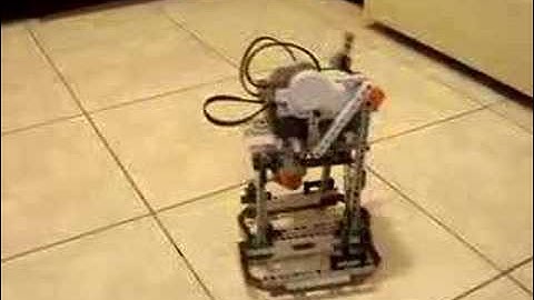 LEGO Mindstorms NXT BiPed Dancer