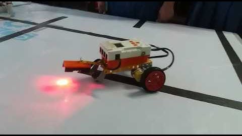 Modern Sandeepni School--Maze Robot