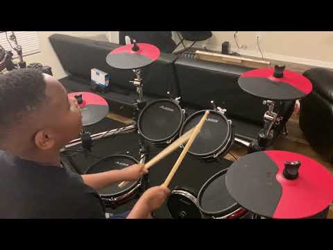 12-year-old-drummer-jig-2-drum-line-cadence-on-drum-set