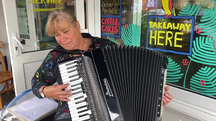 STREET SOUNDS PENGE #5 with Tracey Duncan