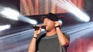 Cole Swindell  Medley of Songwrites