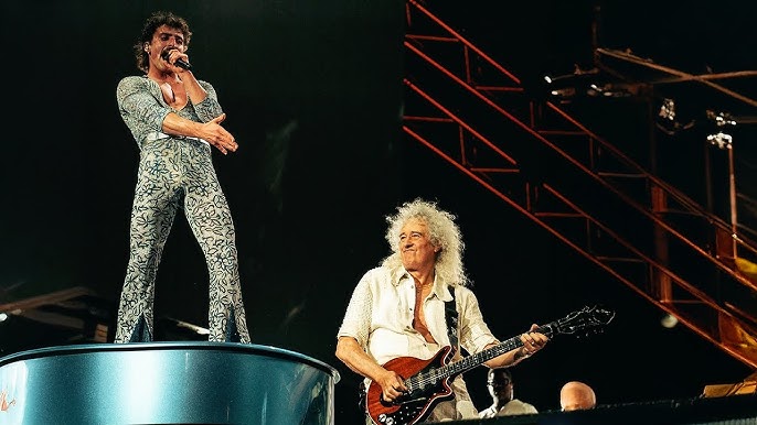 Benson Boone with Special Guest Brian May - Bohemian Rhapsody (Live at  Coachella 2025) - YouTube