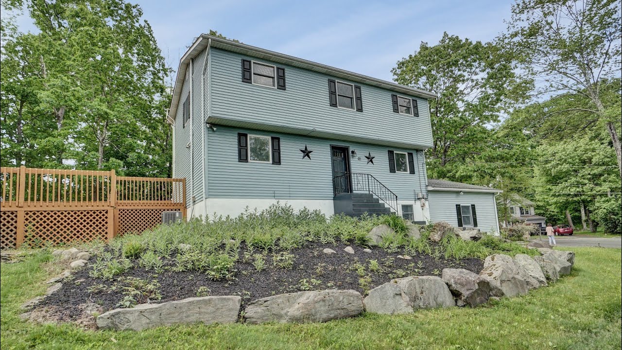 Real Estate Video Tour | 6 Hillside Court East Stroudsburg, PA 18301 | Monroe County, PA