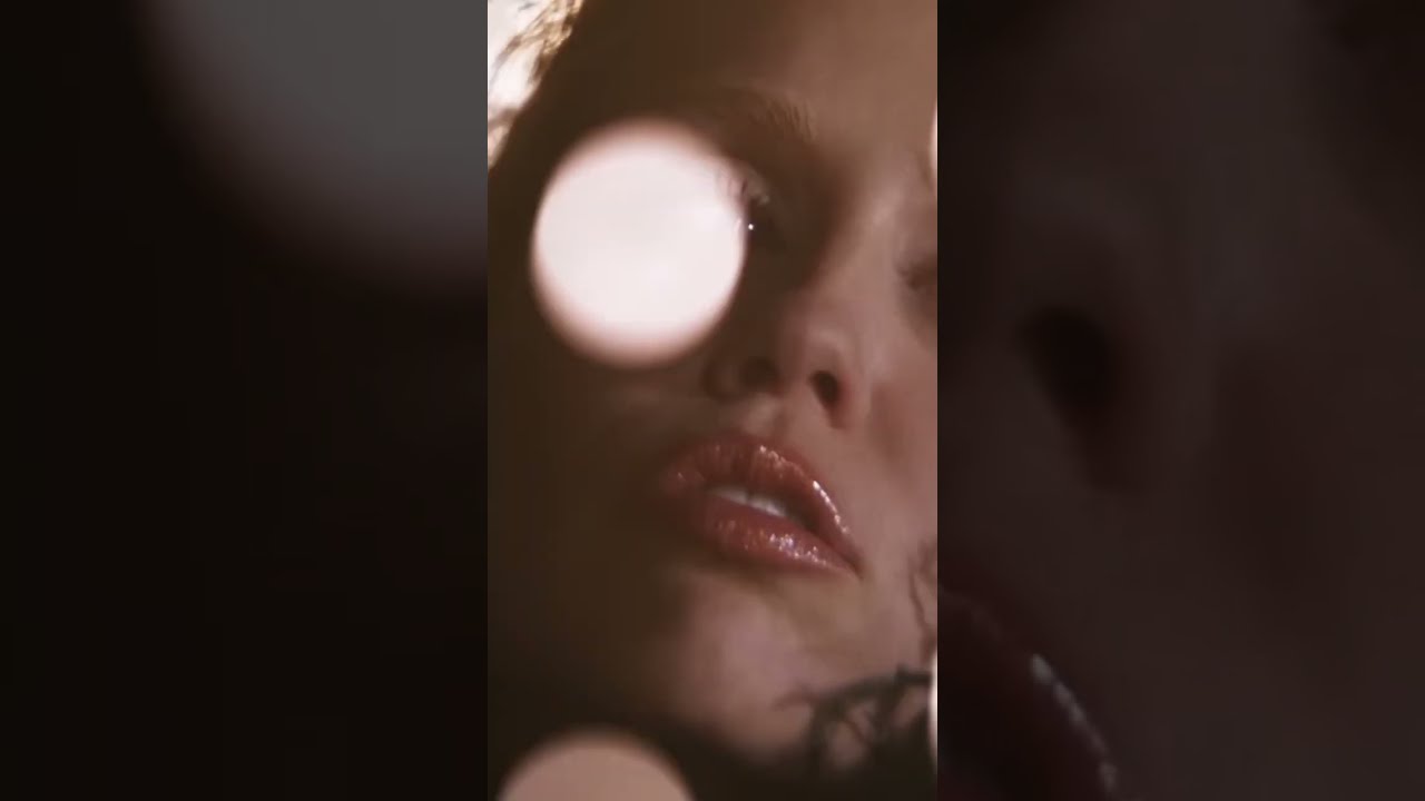 Miley Cyrus - Something Beautiful