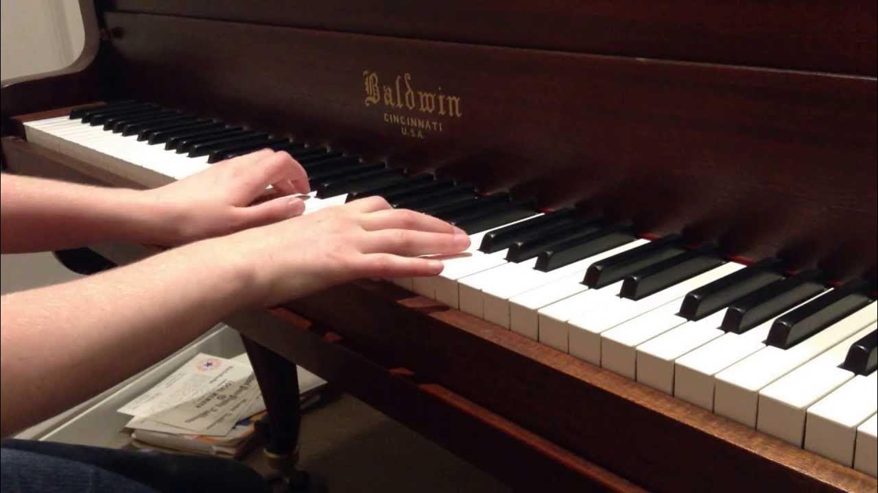 Falling trevor daniel ноты. пианино synthesia. Piano javascript. Snowfall piano easy.