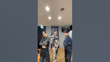 [#SHORTee] 걸음은 킹콩 샤이니 참 물건💎❤️‍🔥 #HARDchallenge #샤이니 #SHINee #HARD #키 #KEY #민호 #MINHO #태민 #TAEMIN