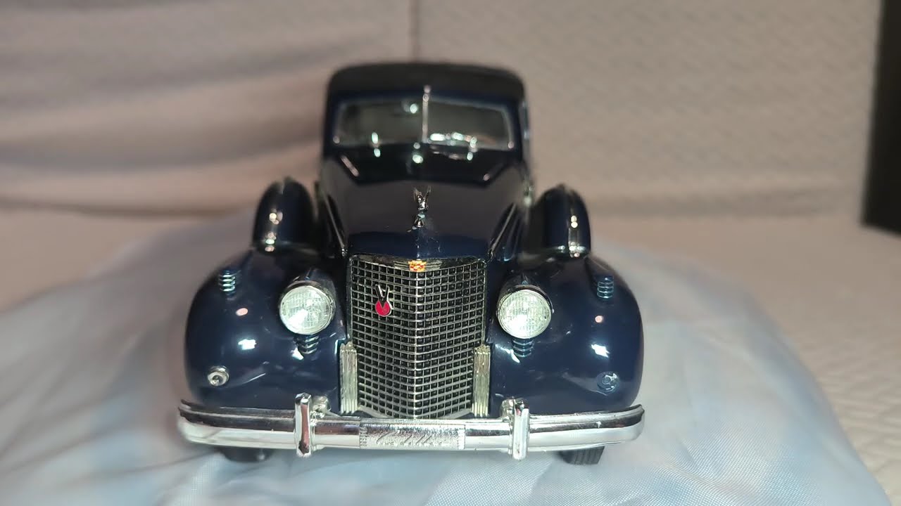 Cadillac - 1938 , 1:18 , diecast , метална количка - YouTube
