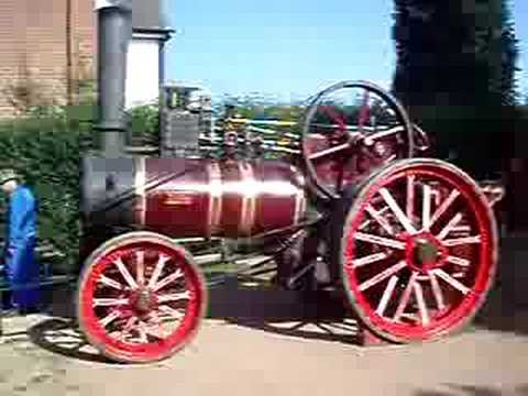 Foster traction engine jane