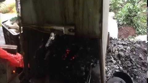 Lò rèn quốc trung chuyên dụng cụ nông nghiệp.