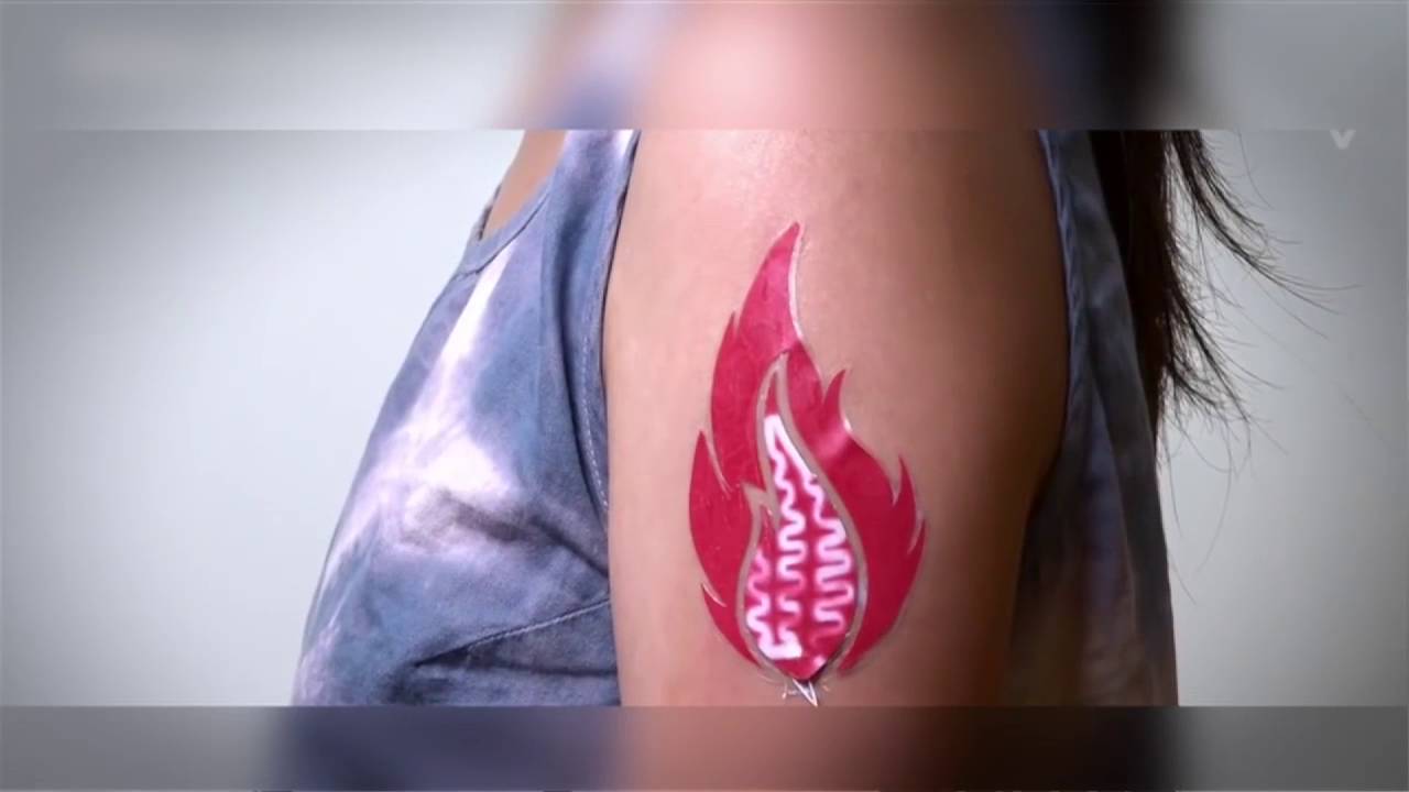 La era de los tatuajes inteligentes.