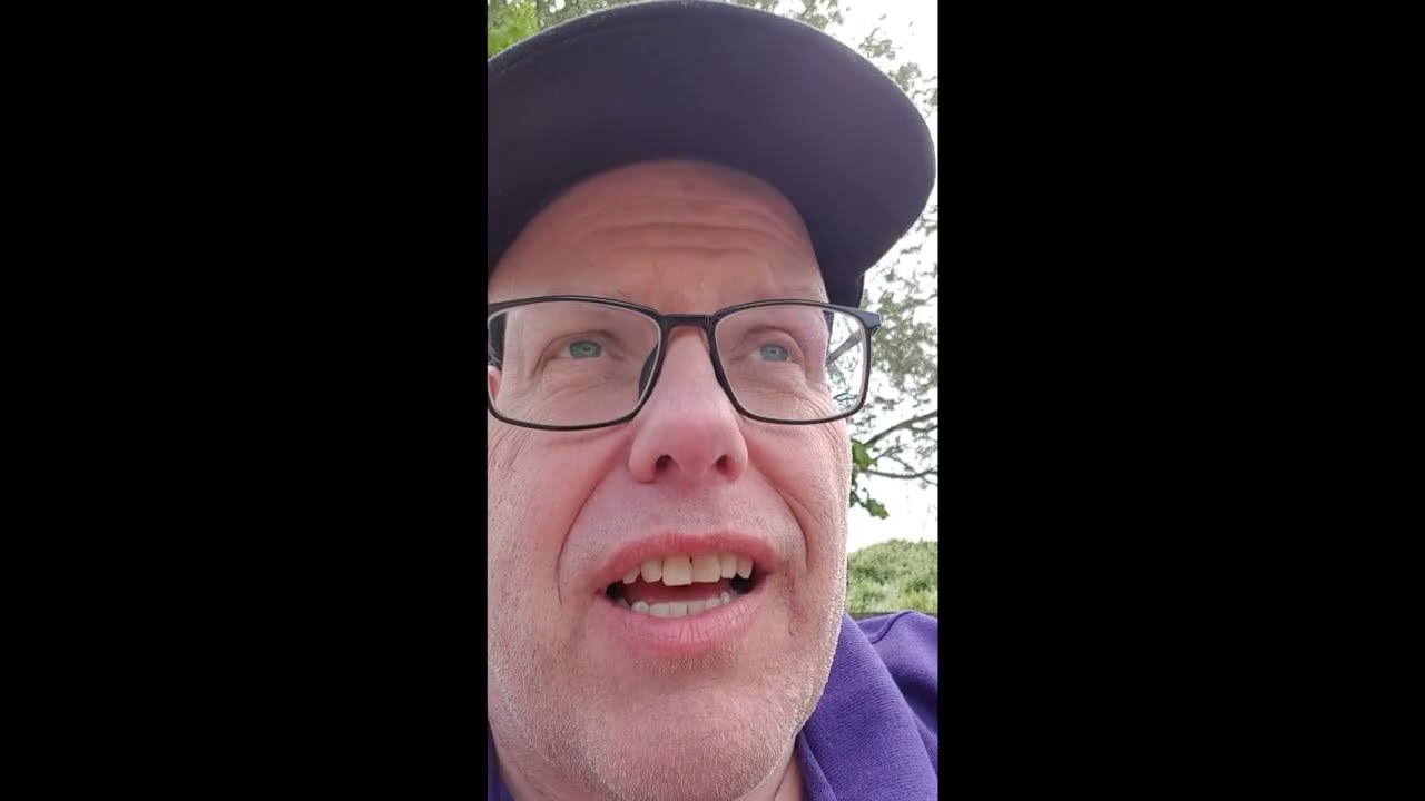 Not always sat in the car!  Welcomed to Flight777 Station GB80AGBB