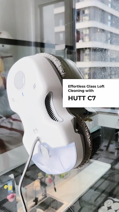 Effortless cleaning Glass Loft with HUTT C7