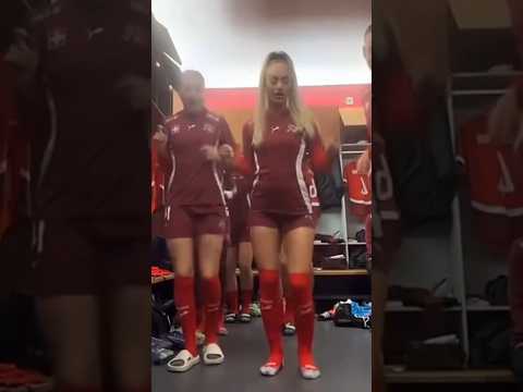 ¡Bailando en el vestuario! Los jugadores más divertidos