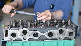 Old Rusty Engine Rebuild :  Cylinderhead and Carter install