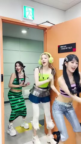 Queencard - (G)I-DLE  // Shuhua Twerk OMG! i could die💙💙💙  #dance #kpop #trending #viral