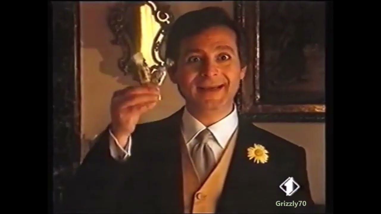 Torroncini Condorelli con Leo Gullotta (spot Italia1 novembre 1991)