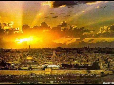 موعدنا ارضك يا بلدنا