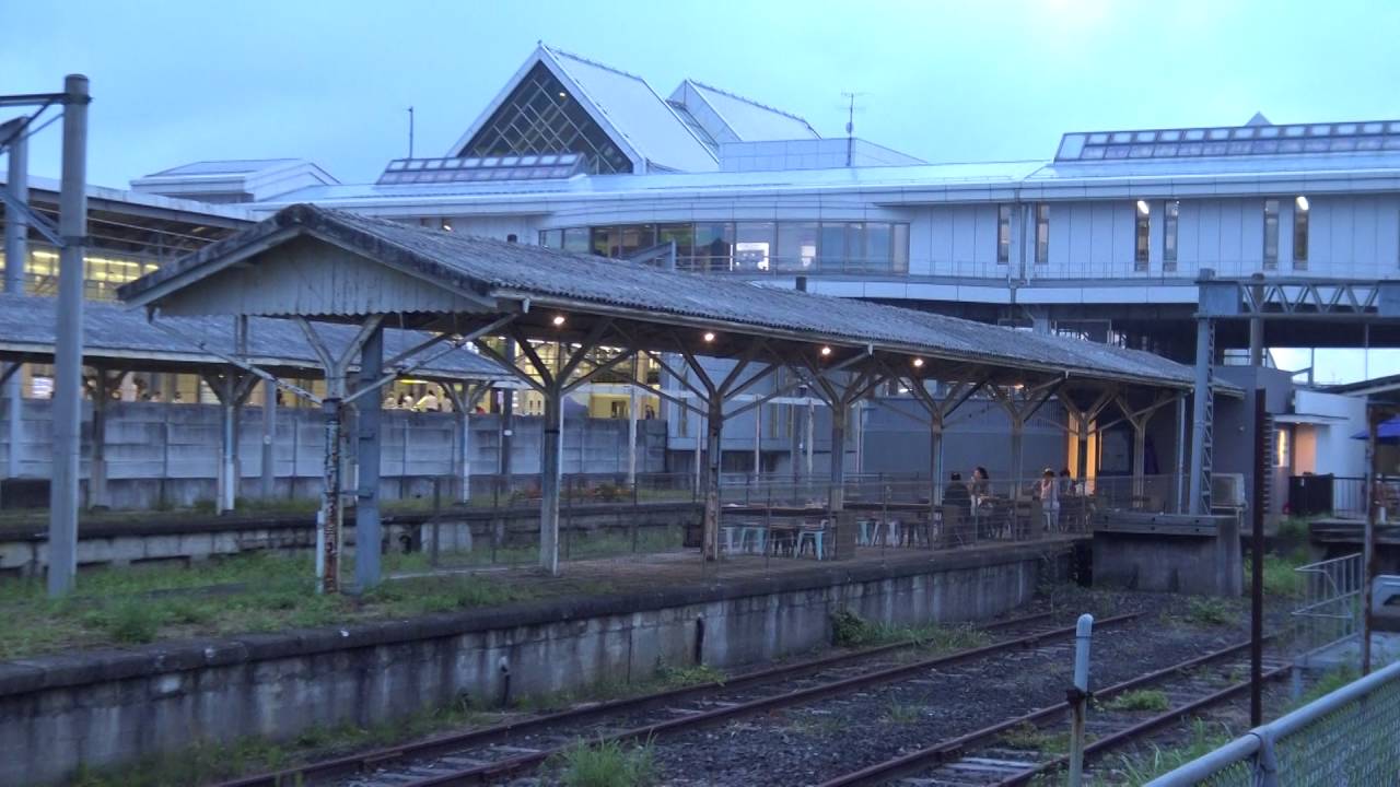 かつて横川軽井沢間の勾配対策の機関車で賑わっていた軽井沢駅の旧駅構内 YouTube かつて横川軽井沢間の勾配対策の機関車で賑わっていた軽井沢駅の旧駅構内 YouTube
