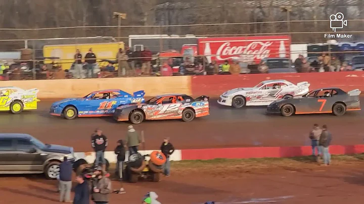 s12 Brent Steele 2021 Ice Bowl Feature