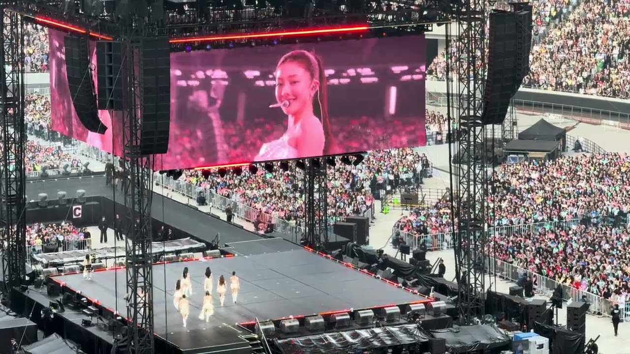 TWICE (トゥワイス) THIS IS FOR WORLD TOUR IN JAPAN - I CAN'T STOP