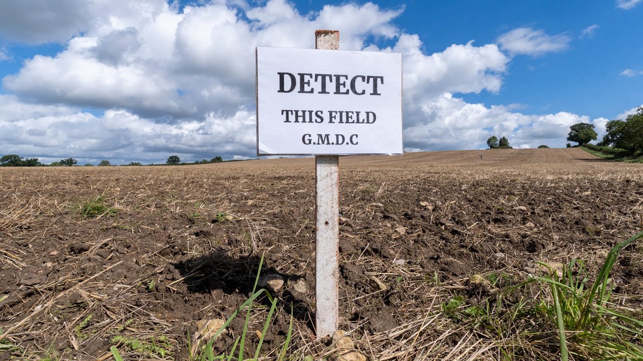 Gloucestershire Metal Detecting Club's dig at Malmesbury YouTube