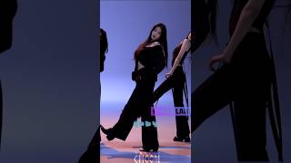 르세라핌[LESSERAFIM] 교차편집 /HOT