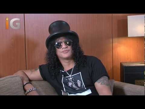 slash-special---interview-&-guitar-lessons-+-godsmack-+-rodney-branigan---iguitar-issue-11-out-now!