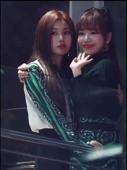 Jo Yuri (squid game222) with Hyewon (friendly rivalry) so sweet #joyuri #hyewon