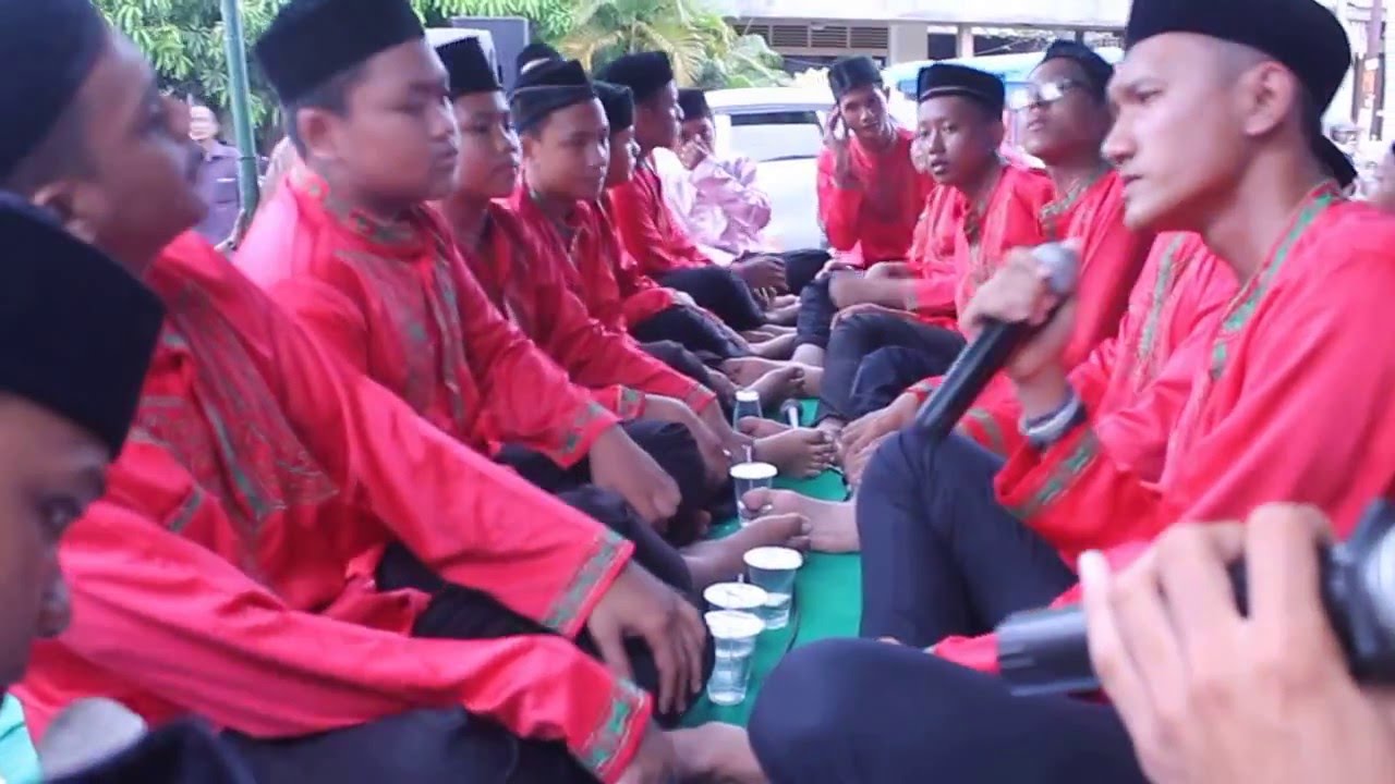 Grup Dzikir Maulid Remaja Masjid Al-Furqan - YouTube