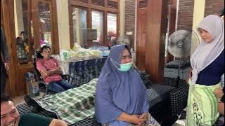 I'VE BEEN GUARDING YOU FOR TWENTY-FOUR HOURS, NOW I'M GETTING PAID