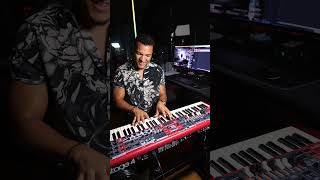 RAYE definitely don't need piano 🔥🎹 #raye #whereismyhusband  #piano #jazpiano