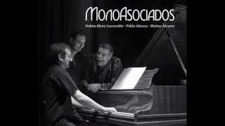 Video thumbnail of "MonoAsociados(Izarrualde/Alessia/Alvarez) - Zamba para la viuda"