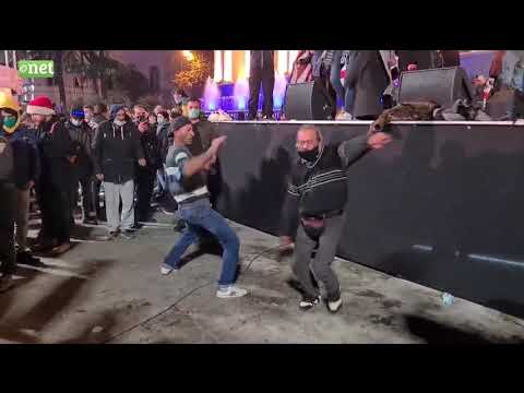 9 ნოემბრის აქცია | ცეკვა პარლამენტის წინ კომენდანტის საათის დროს