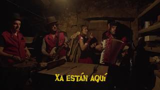 Video thumbnail of "Uxía Lambona e a Banda Molona - O Samaín"