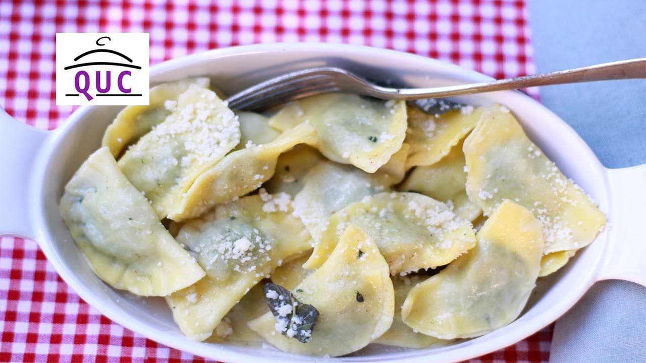 Ravioli fatti in casa con ortiche. Le ricette dello chef Laura Quintavalle.