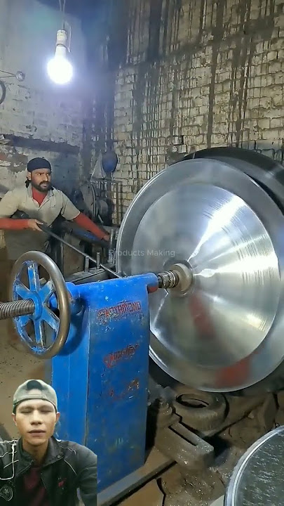 proses pembuatan wajan #shortvideo #reaksilucu #reaction #viral #trending