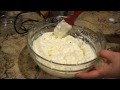 Как приготовить «стабилизированный» крем из взбитых сливок_Making stabilized whip cream frosting