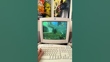 Playing on the legendary dust2 map in Counter-Strike 1.5 #counterstrike #retrogaming #pcgaming #cs2