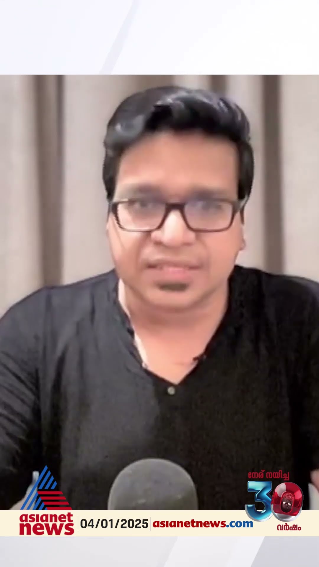 പിണറായി ആയിരുന്നു ആദ്യ ഗോഡ്ഫാദർ, അത്തരമൊരു ഗോഡ്ഫാദറില്ലാതെ നിലനിൽക്കാൻ കഴിയില്ലെന്നചിന്ത അൻവറിനുണ്ട്