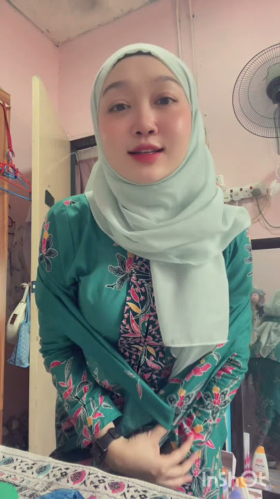 awek melayu baju hijau