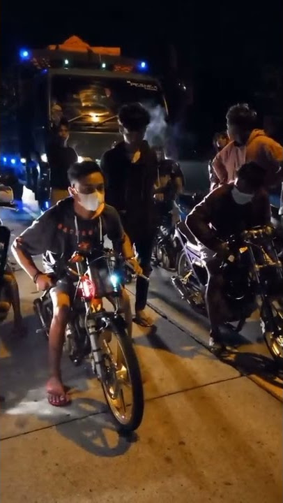 balap liar malam hari (filem pedek)