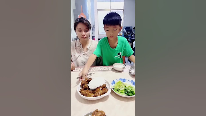 How warm-hearted is the son, his love for his mother will never change #food #funny#comedy