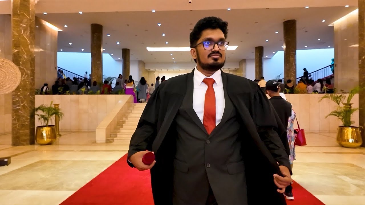 Day 379 : මං ලොයර් කෙනෙක් වෙන්න?