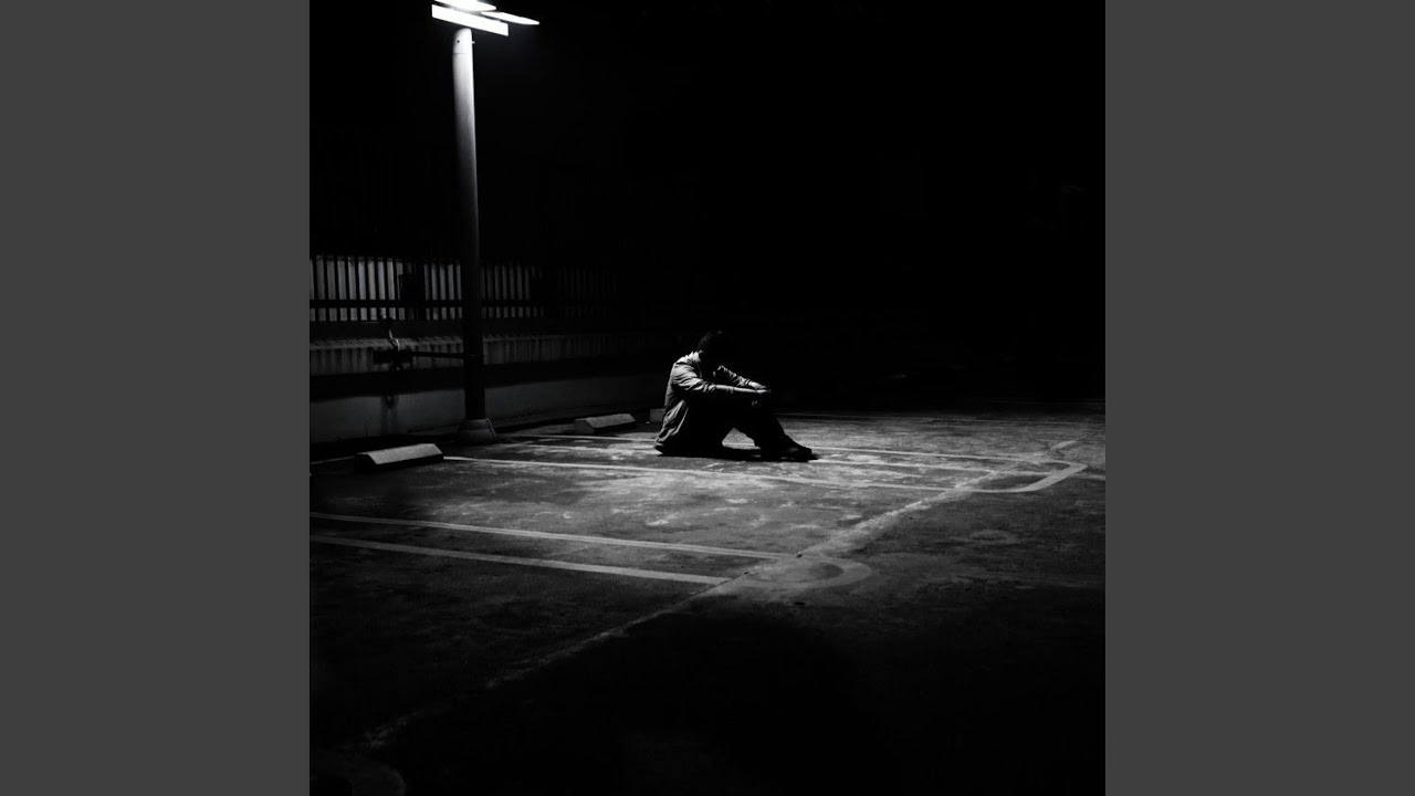 YouTube에서 Alone 보기 YouTube에서 Alone 보기