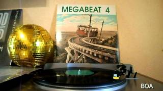Megabeat 4 - Walking Through The Space 1990 HQ