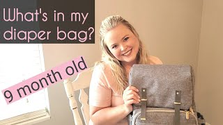 WHAT'S IN MY DIAPER BAG FOR MY 9 MONTH OLD?