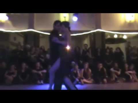 Paula Tejeda y Lucas Carrizo en La Milonga Solidaria 02