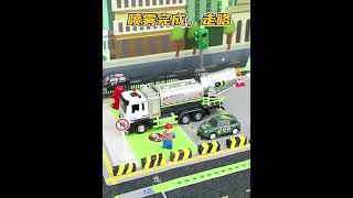 City Dust Sprayer Miniature Metal Car Model 1/32