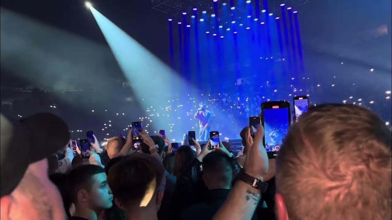 SHINDY - RAFFAELLO (LIVE aus der “In meiner Blüte” Tour Köln) 28.10.2023 - YouTube