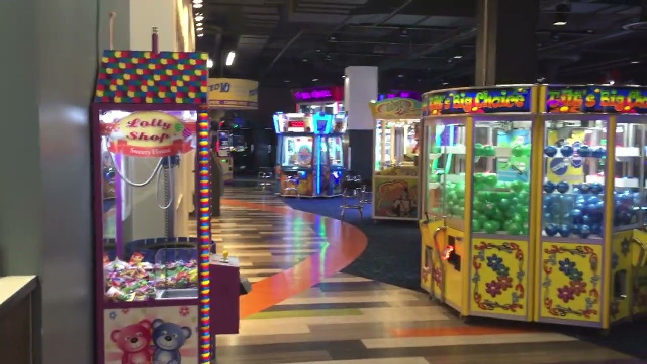 Tilted 10 card cash coins